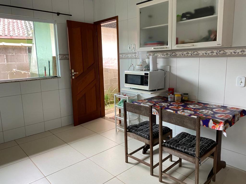 Lumiar Casa Solar Churrasqueira Com 3 Quartos Sendo Um Suite Arejada, Jardim A 700M Do Centro Eksteriør bilde